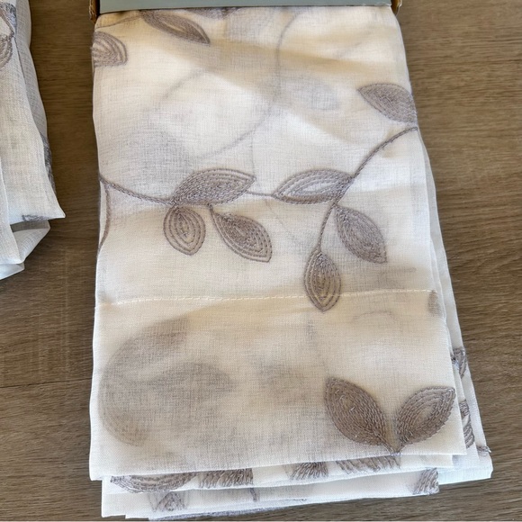 Regal Home Meadow Sheer Window Panels 50 inch x 84 inch - Picture 5 of 5